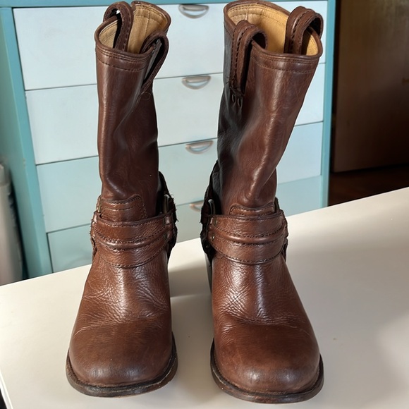 Frye boots-Carmen Harness Short Boots-Dark Brown size 7 B - Picture 8 of 16